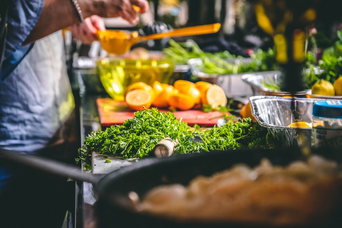 Lezione su erbe aromatiche e spezie benefiche